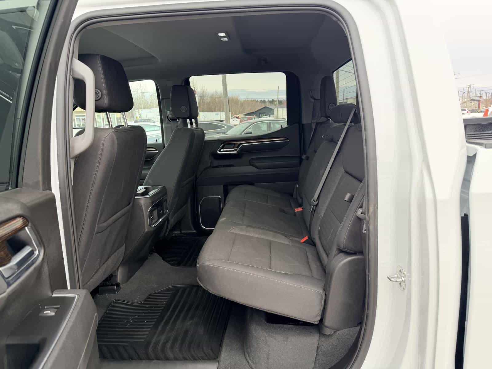 Image 12 GMC Sierra 1500 Elevation 2025