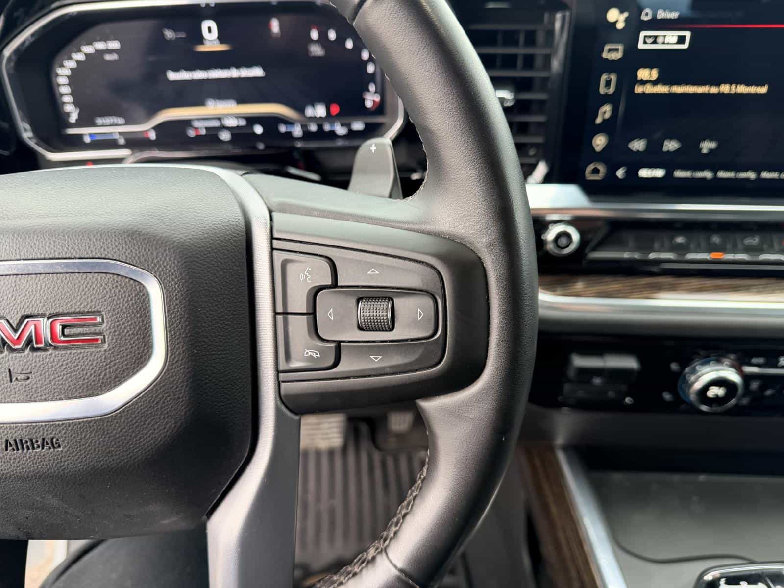 2025 GMC Sierra 1500 Elevation - Image 20