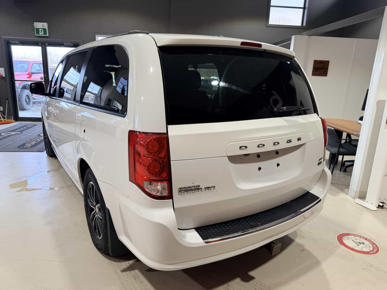 Image 3 Dodge Grand Caravan GT 2018