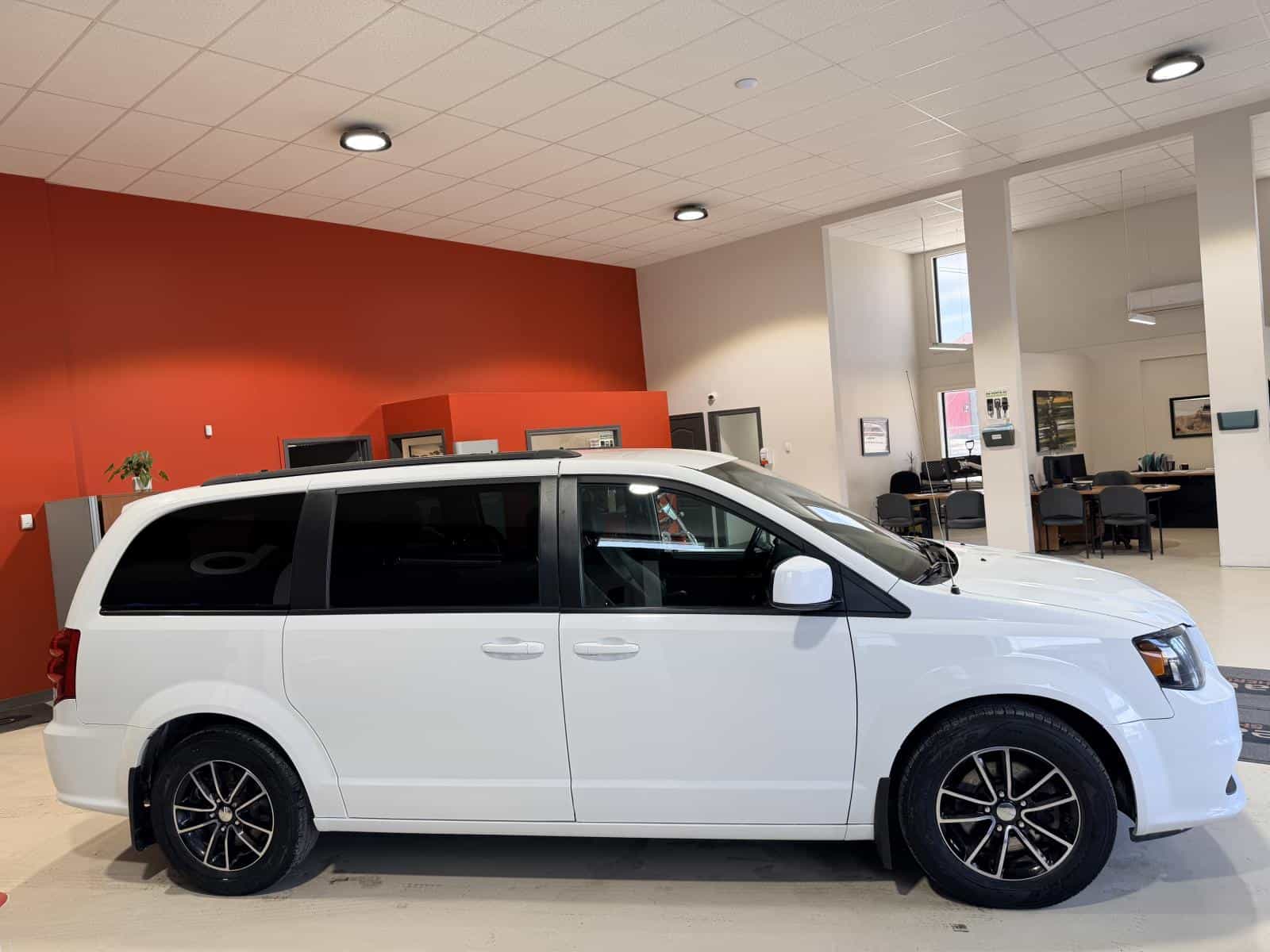 2018 Dodge Grand Caravan GT - Image 7