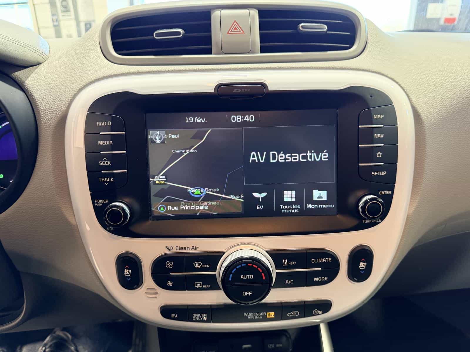 2019 Kia Soul EV Luxury - Image 24