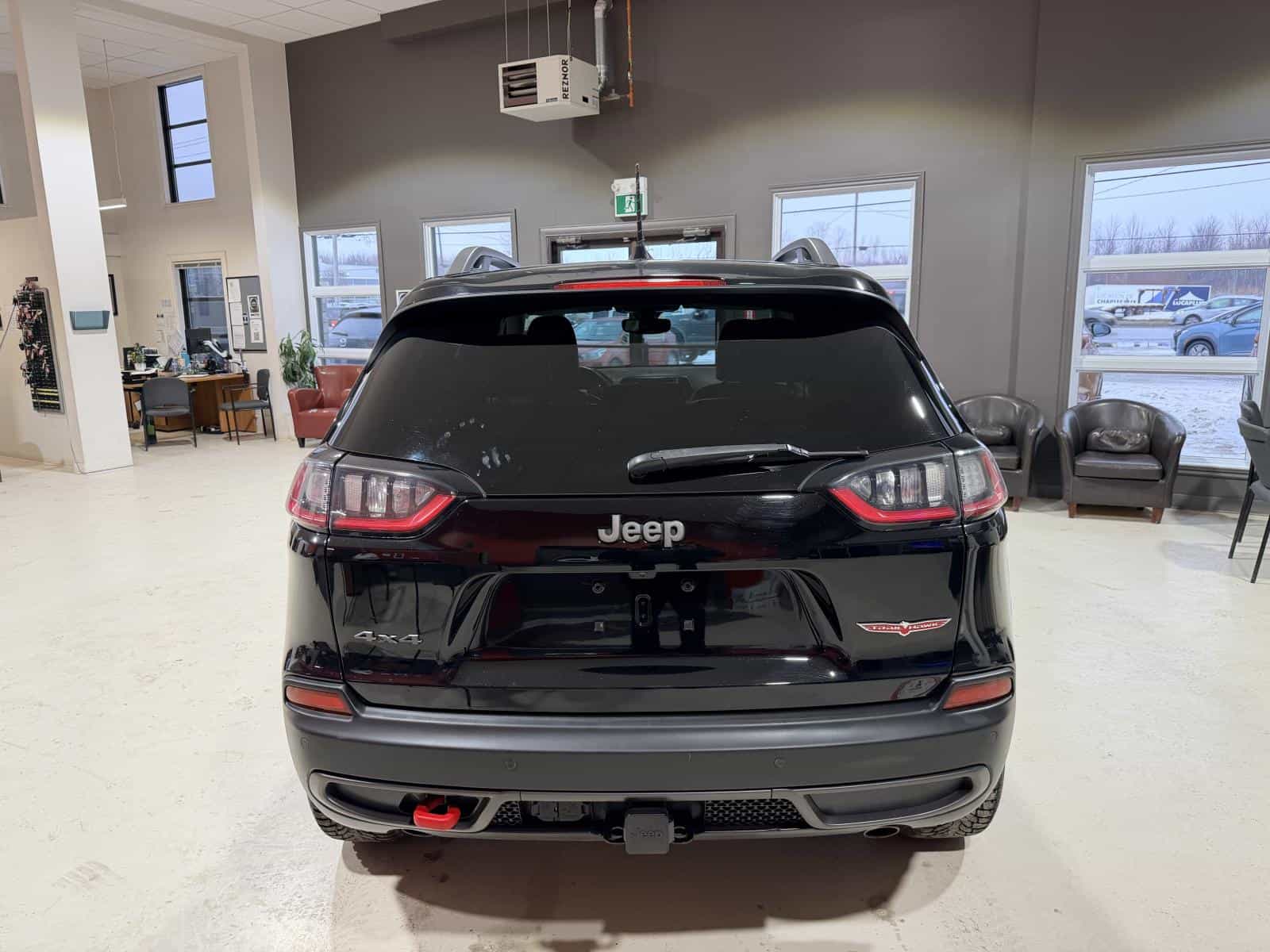 2021 Jeep Cherokee Trailhawk - Image 5