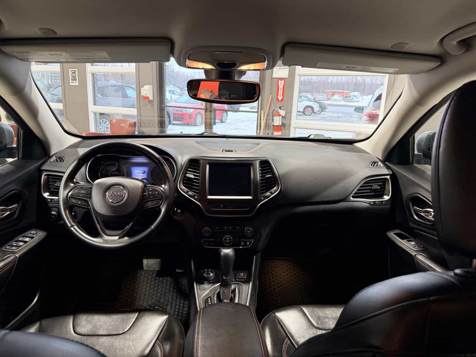 2021 Jeep Cherokee Trailhawk - Image 28