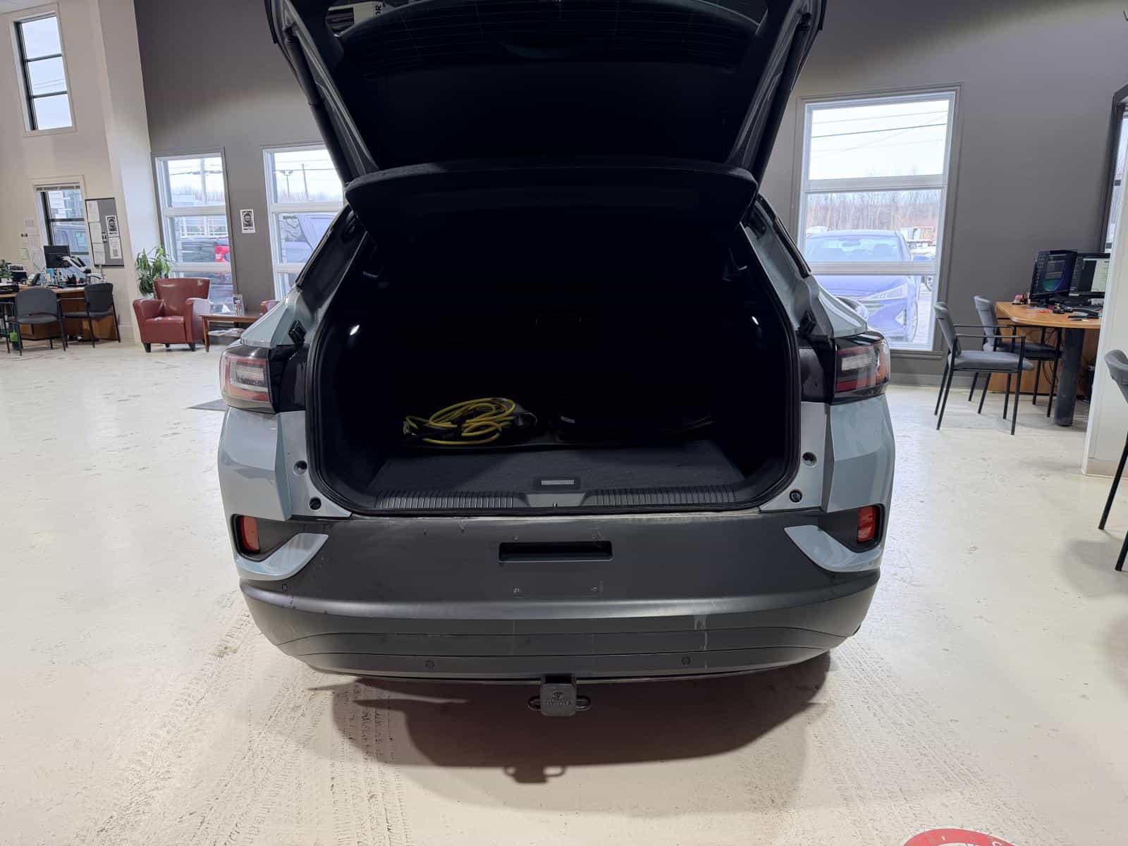 2024 Volkswagen ID.4 Pro - Image 7