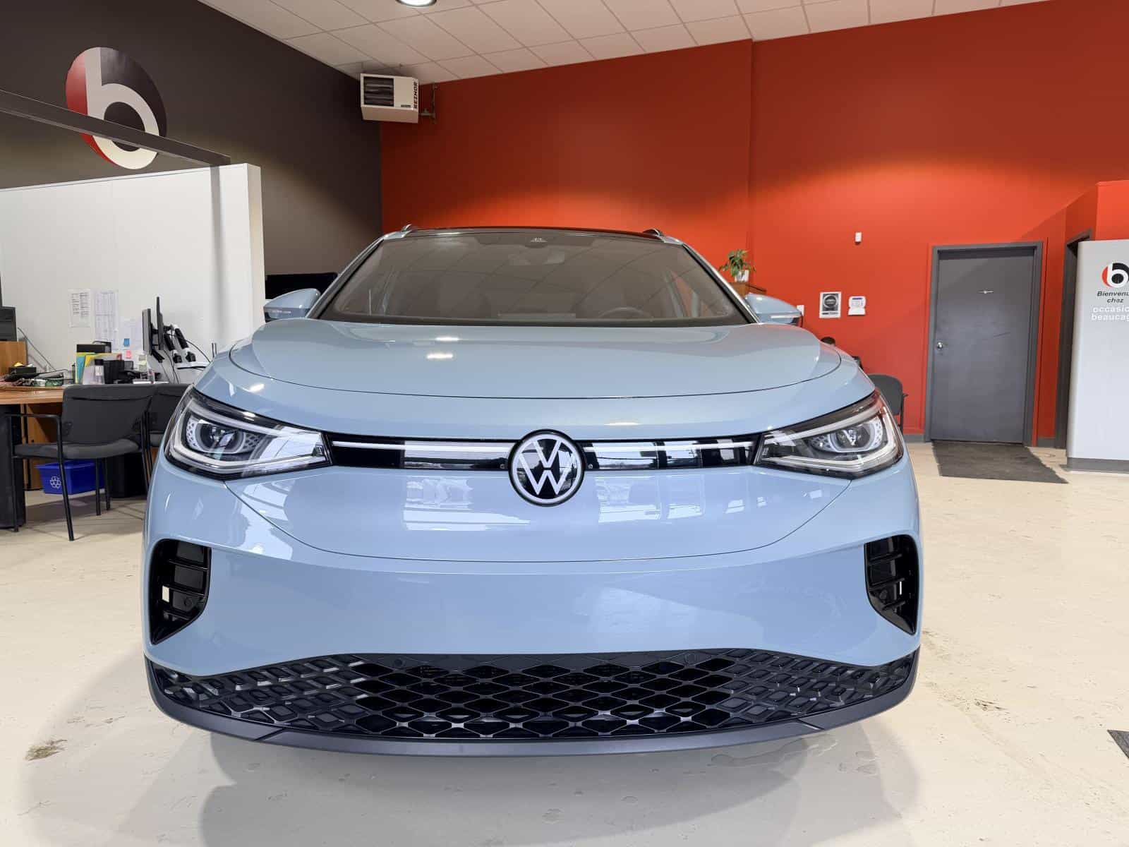 2024 Volkswagen ID.4 Pro - Image 13