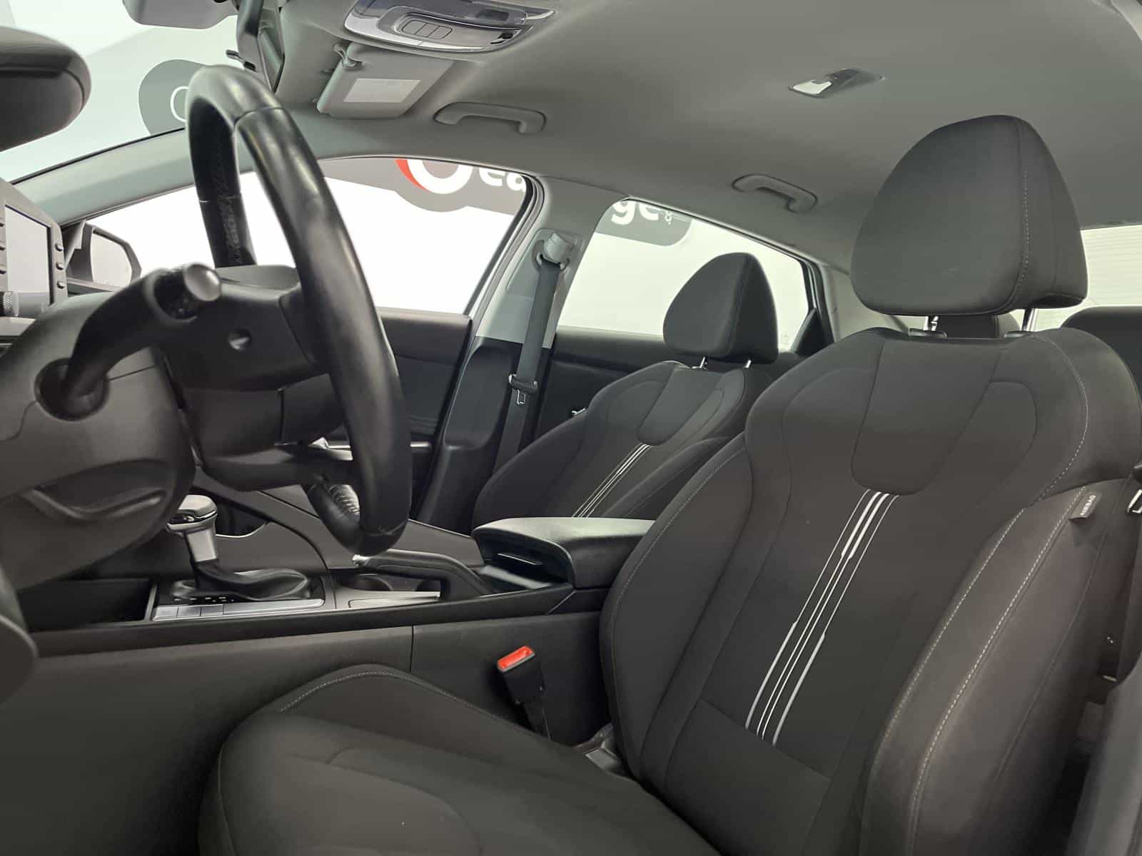 Image 8 Hyundai Elantra Preferred 2024