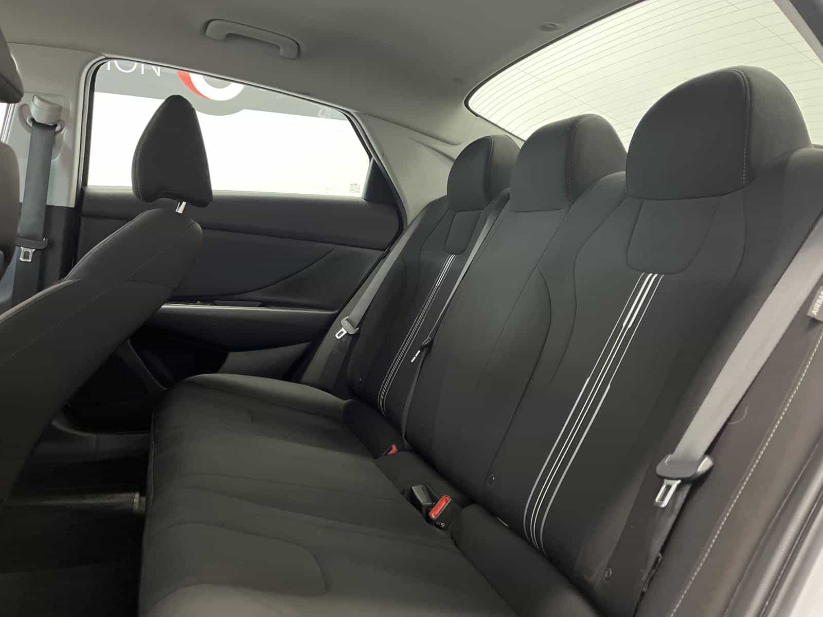 Image 9 Hyundai Elantra Preferred 2024