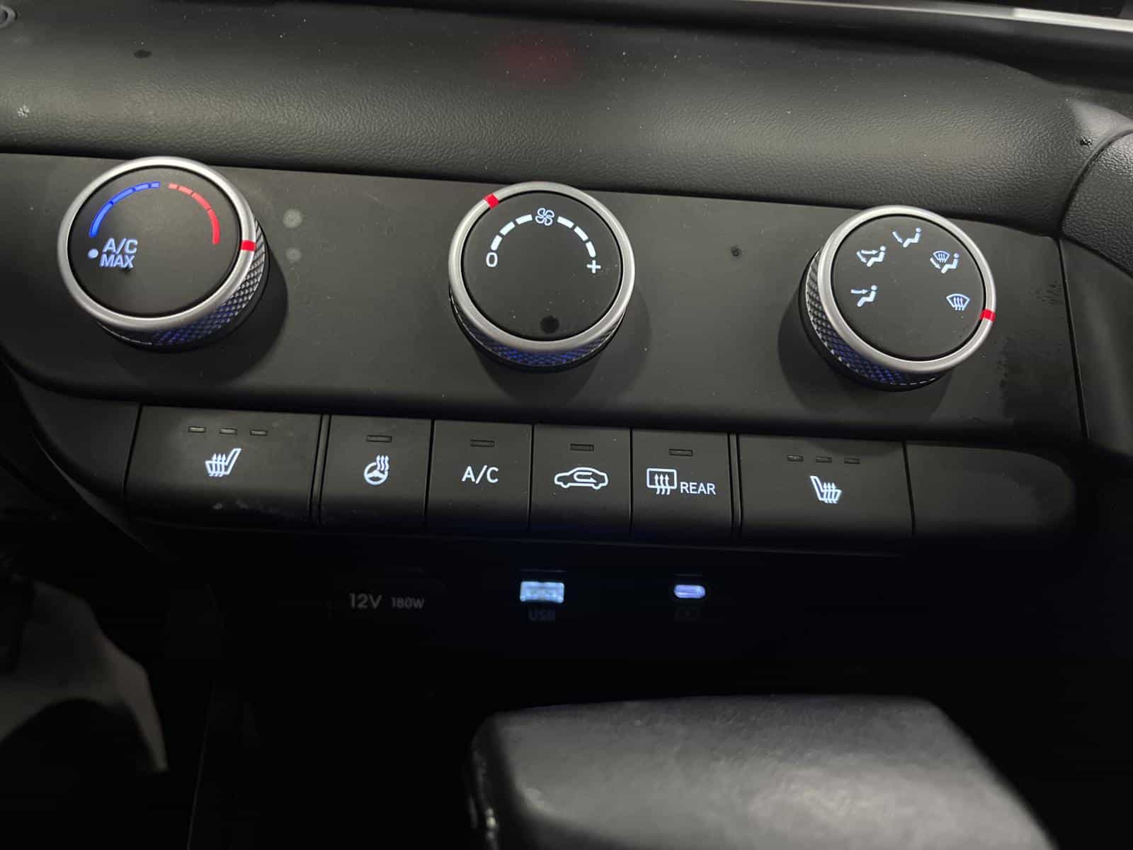 Image 17 Hyundai Elantra Preferred 2024