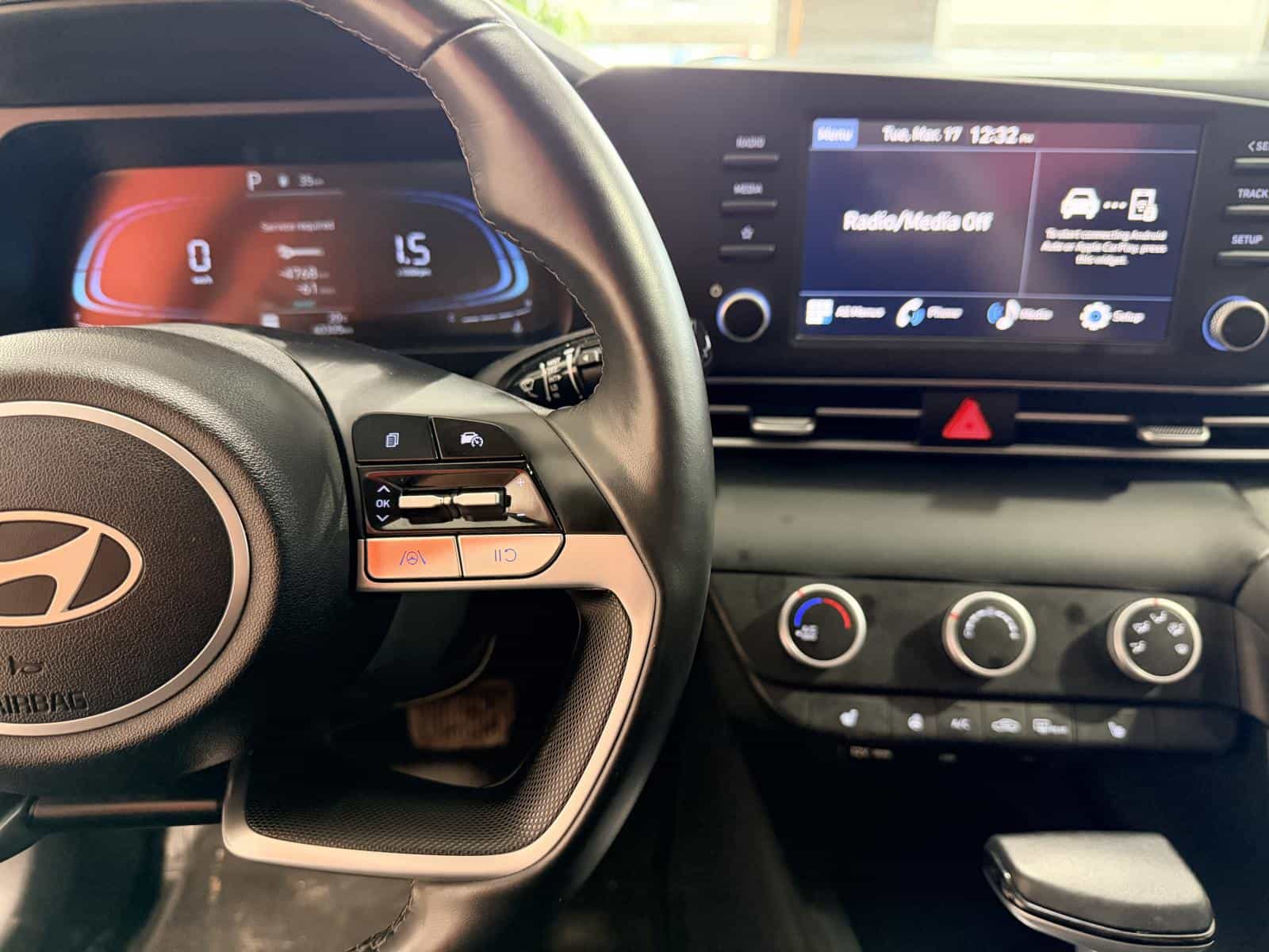 2024 Hyundai Elantra Preferred - Image 20