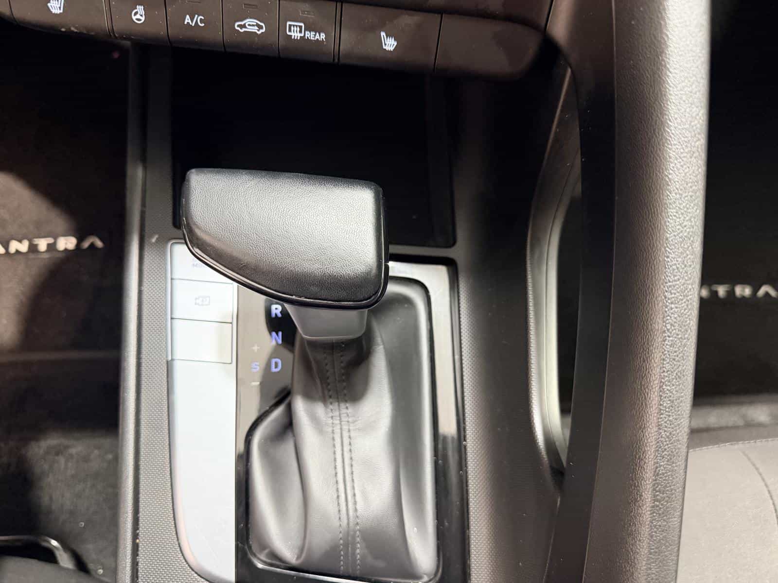 2024 Hyundai Elantra Preferred - Image 26