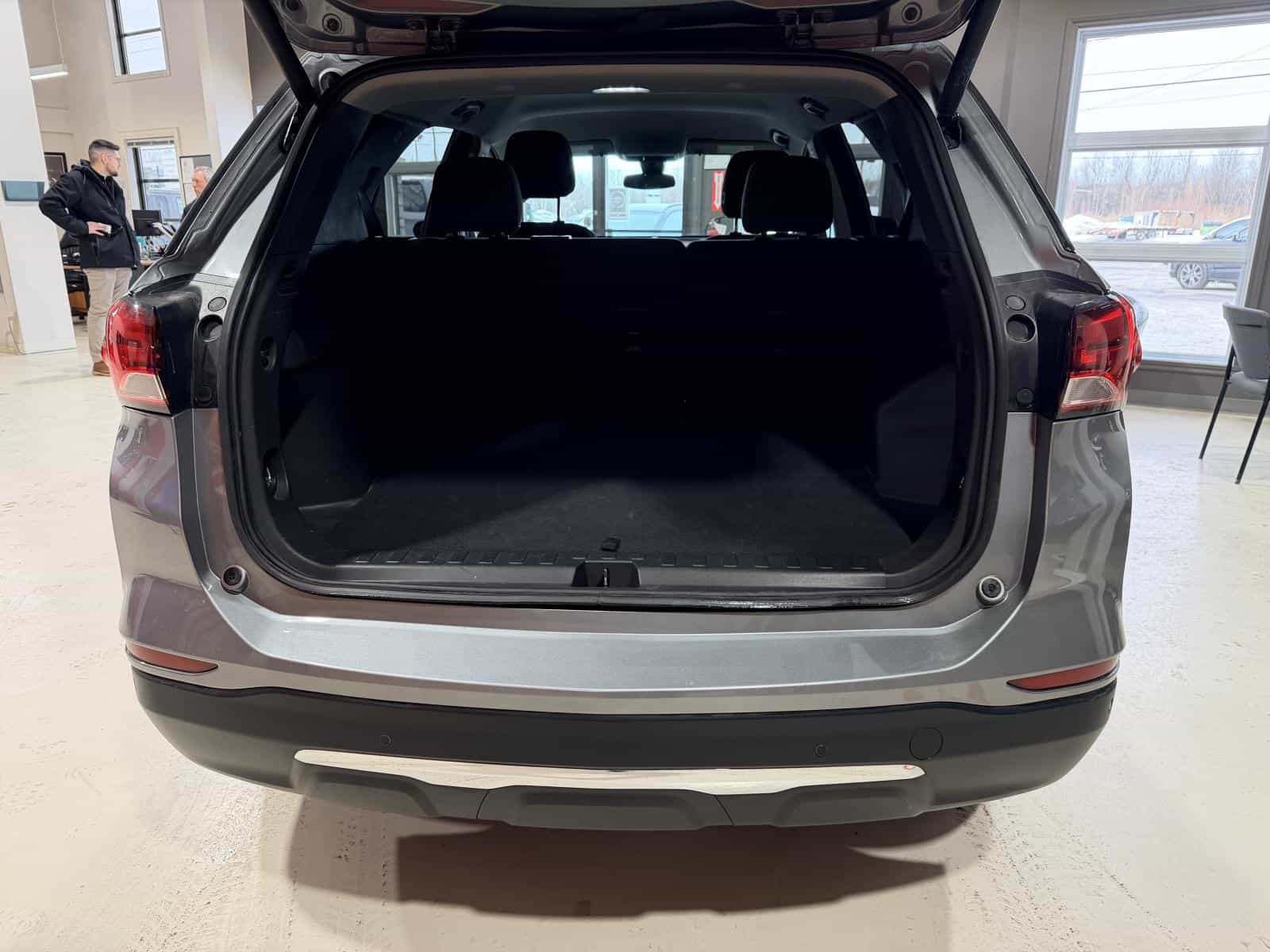 2024 Chevrolet Equinox LT - Image 7