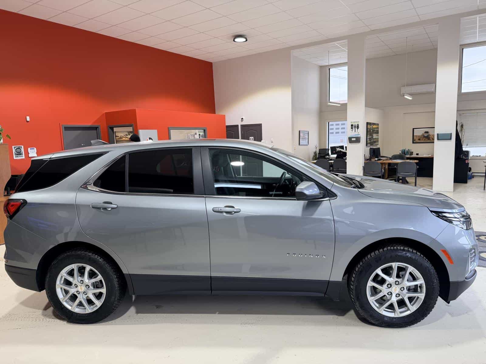 2024 Chevrolet Equinox LT - Image 11