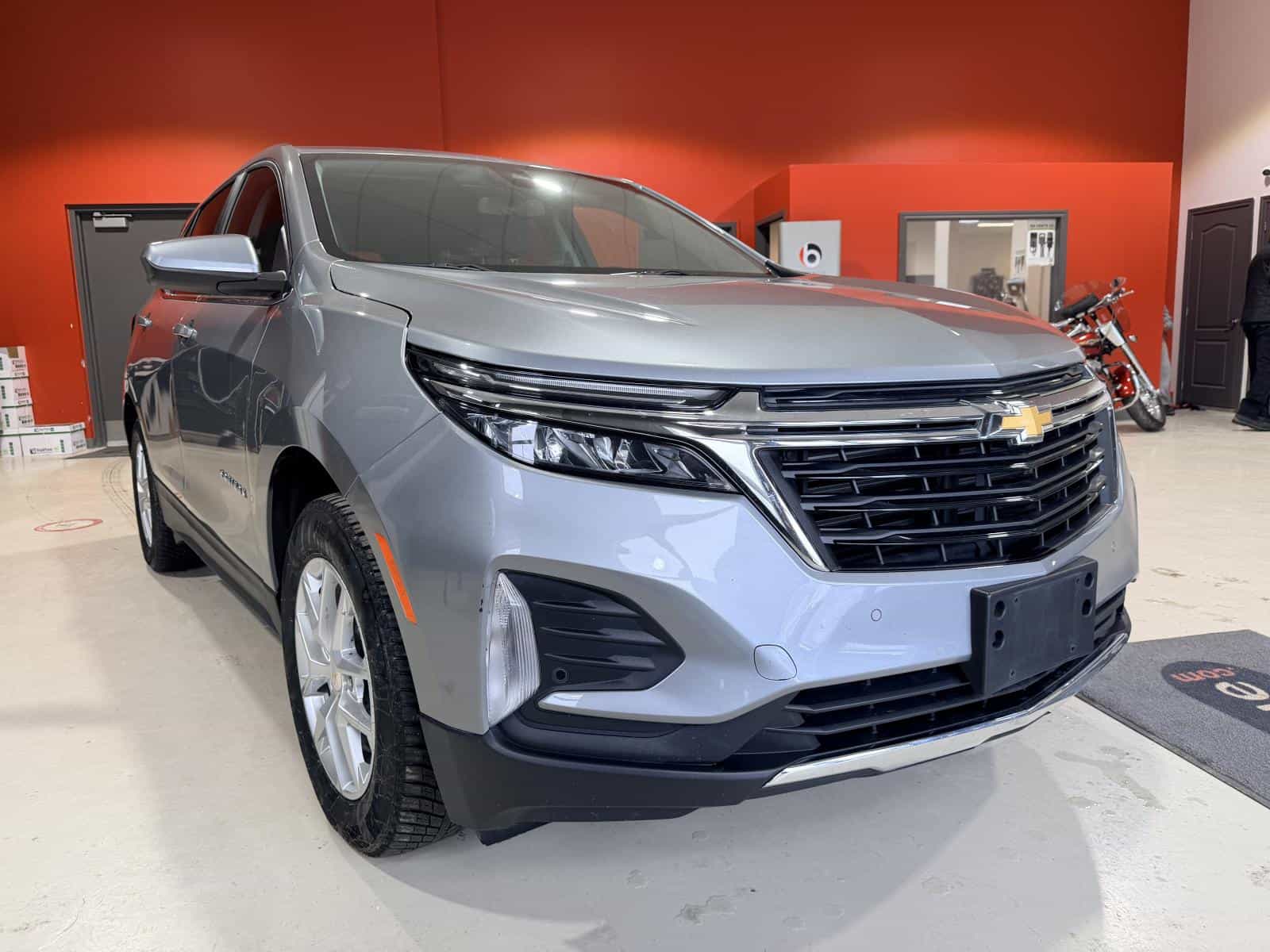 2024 Chevrolet Equinox LT - Image 12