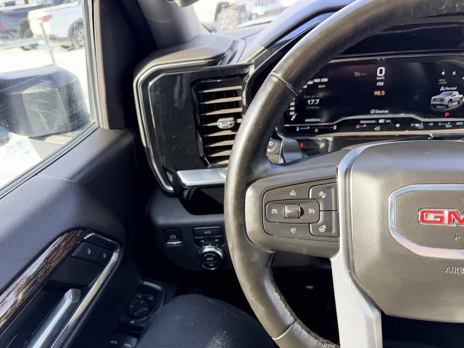 2024 GMC Sierra 1500 Elevation - Image 20