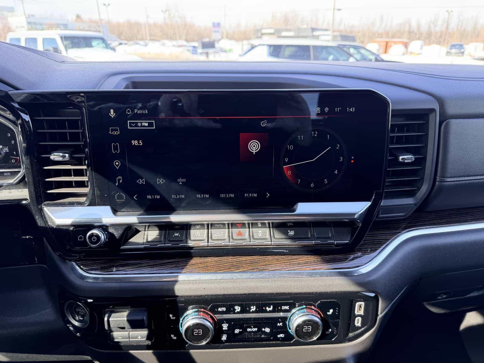 Image 23 GMC Sierra 1500 Elevation 2024