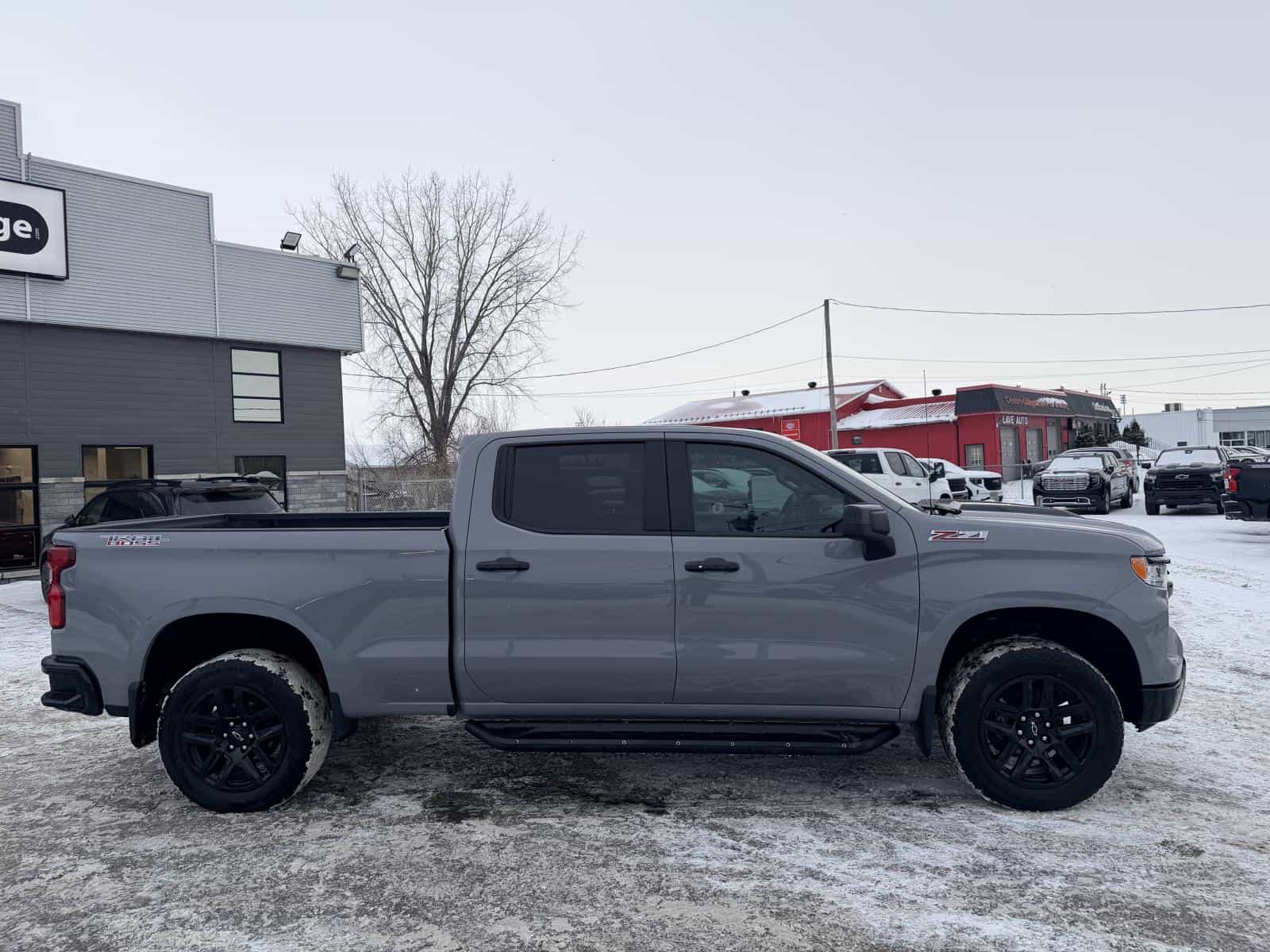 2024 Chevrolet Silverado 1500 LT Trail Boss - Image 8