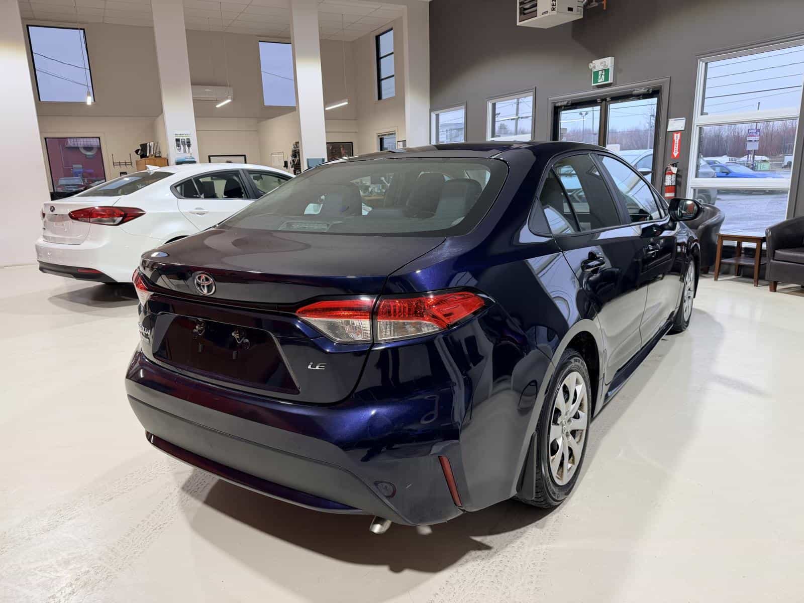 2021 Toyota Corolla LE - Image 7