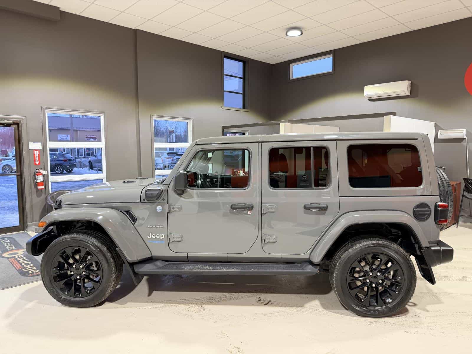 Image 3 Jeep Wrangler Unlimited Sahara 2021