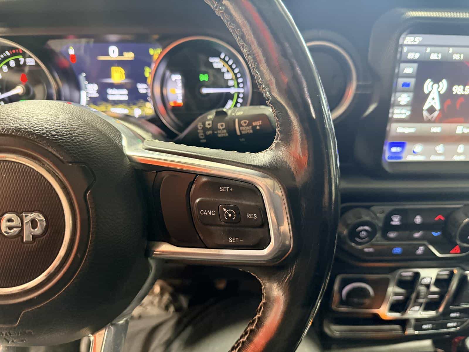 2021 Jeep Wrangler Unlimited Sahara - Image 21