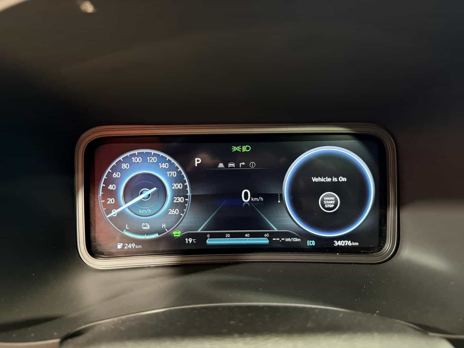 2022 Hyundai Kona EV Ultimate - Image 19