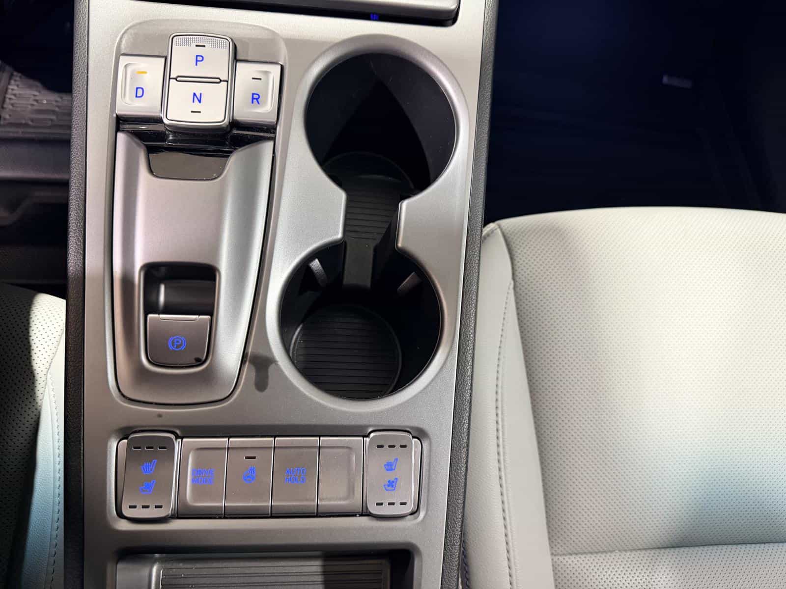 2022 Hyundai Kona EV Ultimate - Image 25