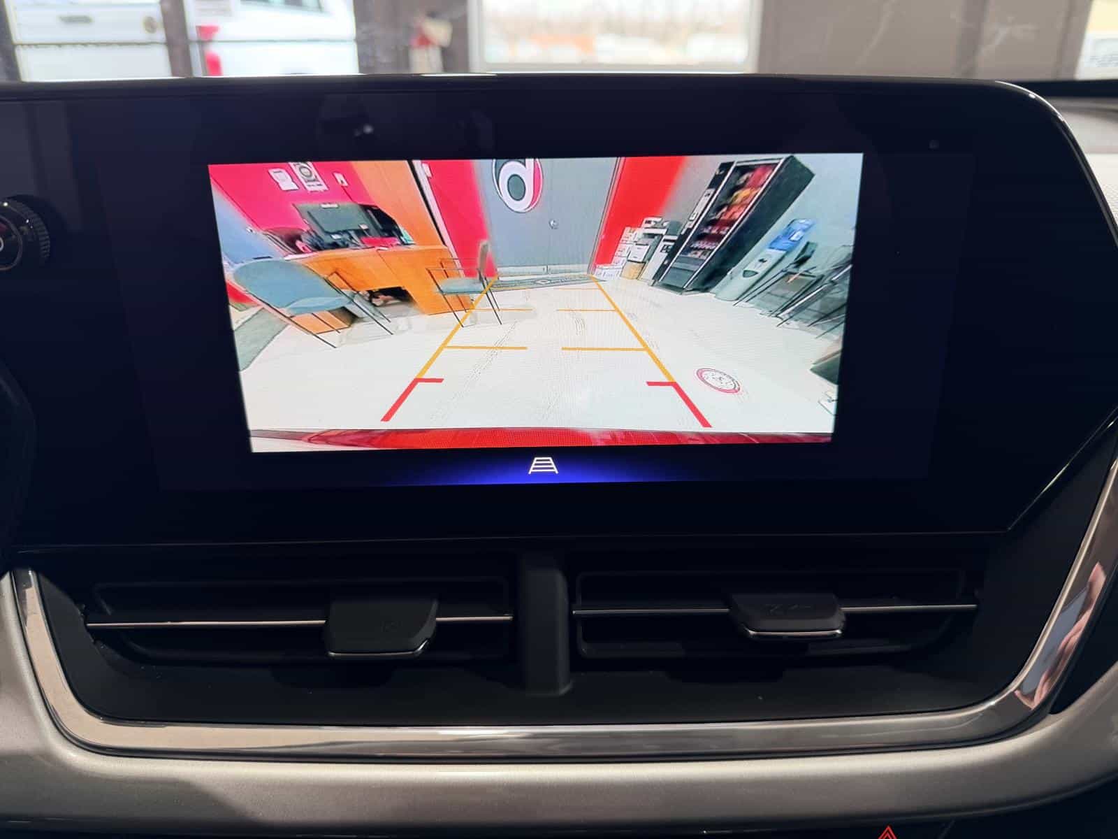 2024 Chevrolet Trax LT - Image 26