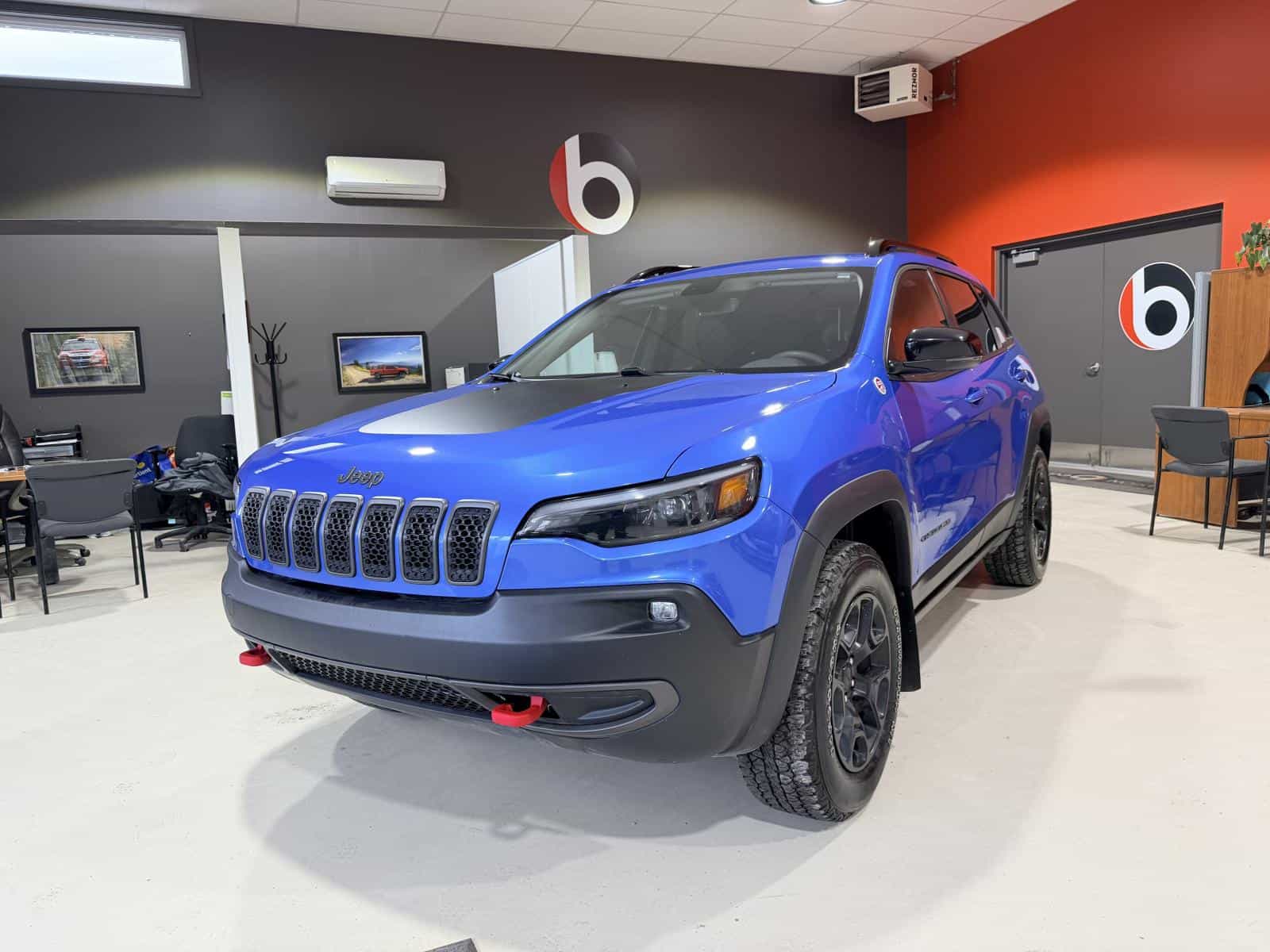 Image 1 Jeep Cherokee Trailhawk 2022