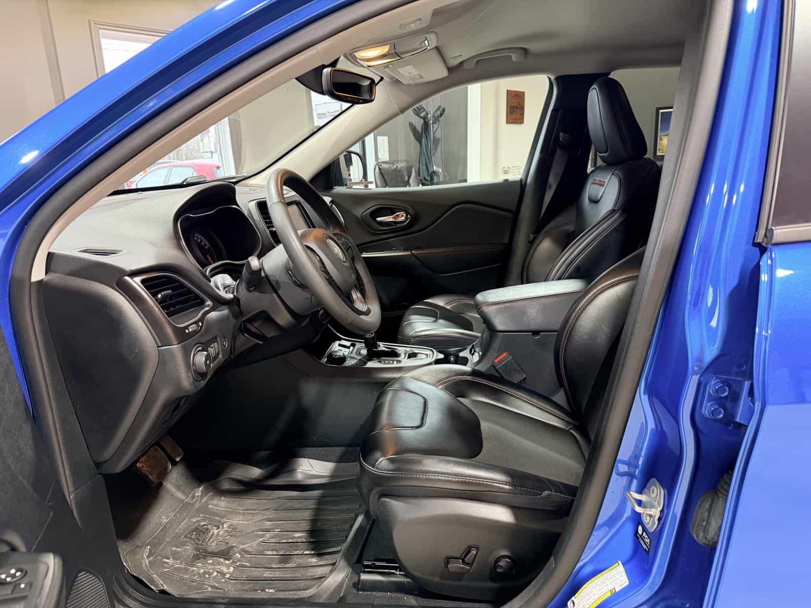 Image 13 Jeep Cherokee Trailhawk 2022