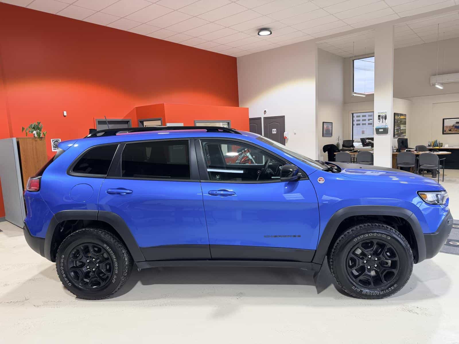 Image 8 Jeep Cherokee Trailhawk 2022