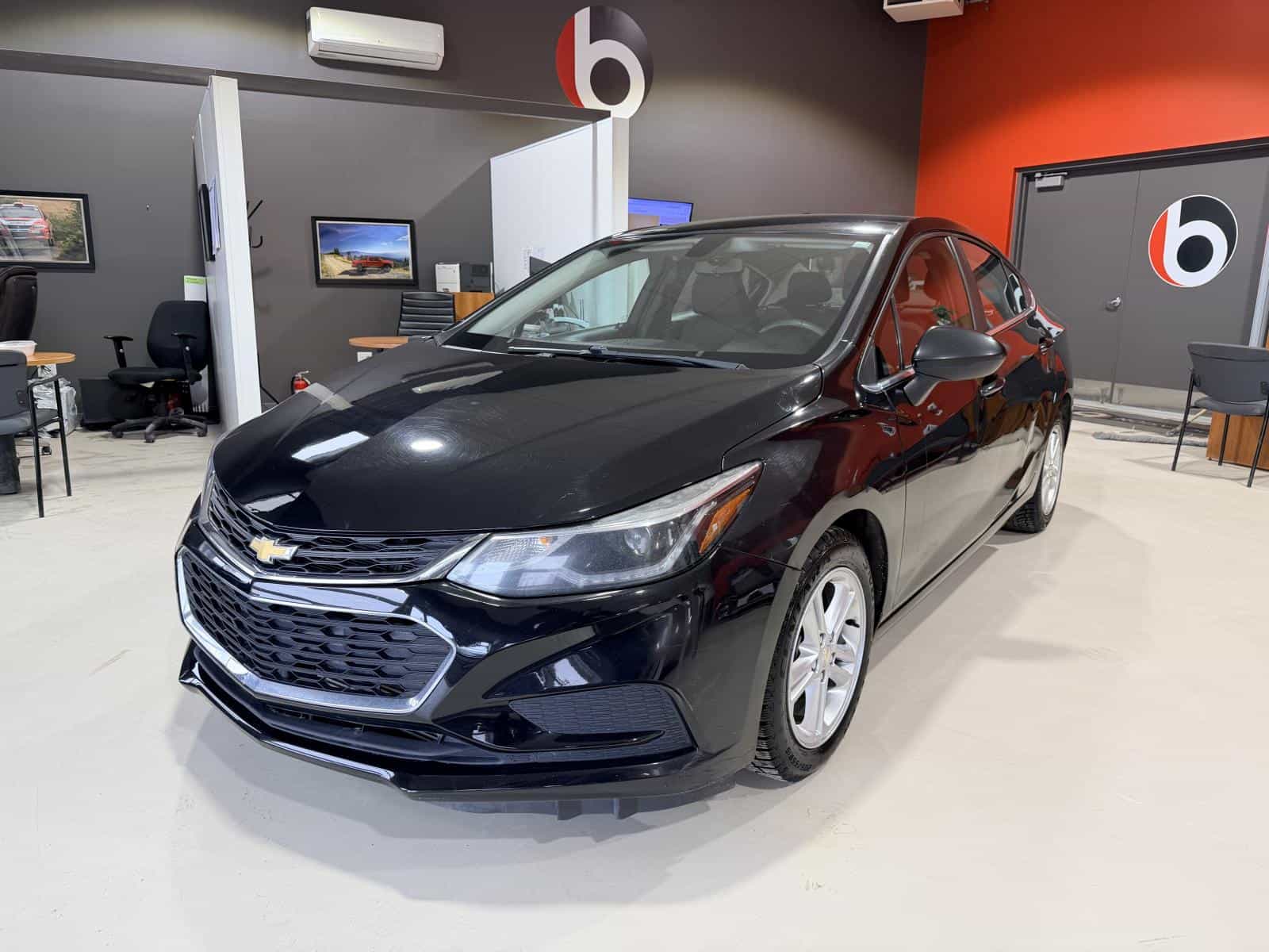Image 1 Chevrolet Cruze LT 2018