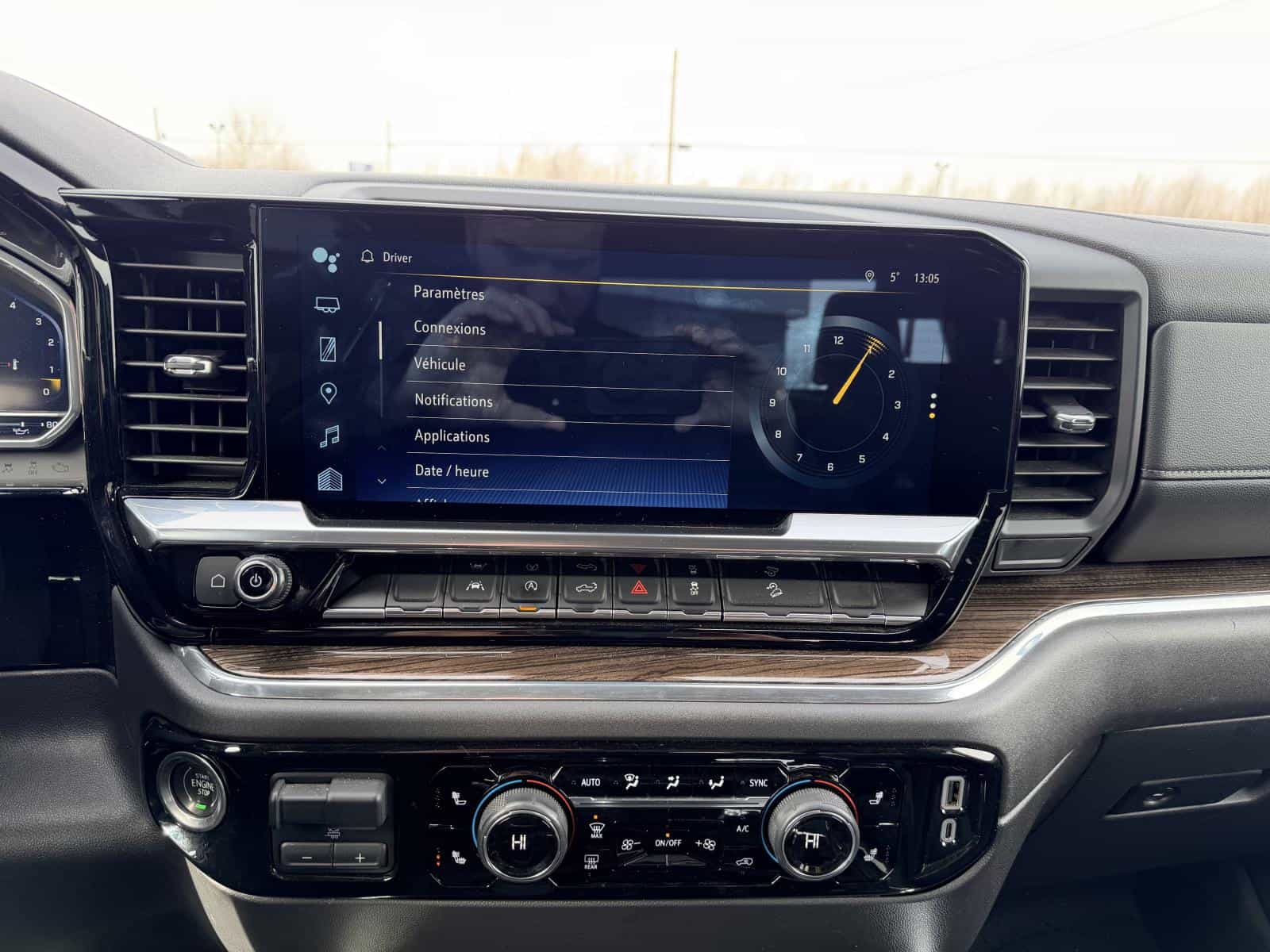 Image 23 Chevrolet Silverado 1500 RST 2024