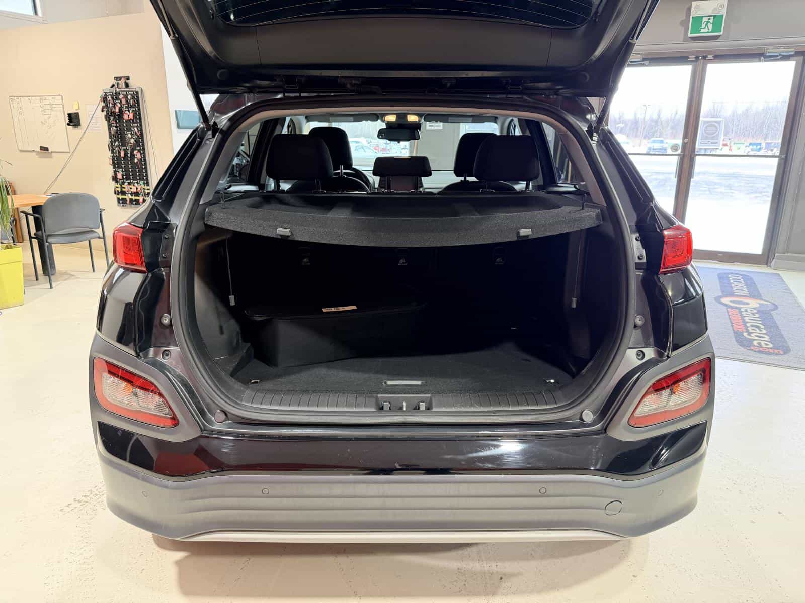 2020 Hyundai Kona EV Preferred - Image 7