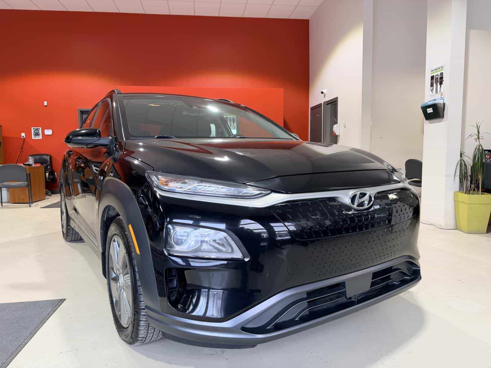 2020 Hyundai Kona EV Preferred - Image 11