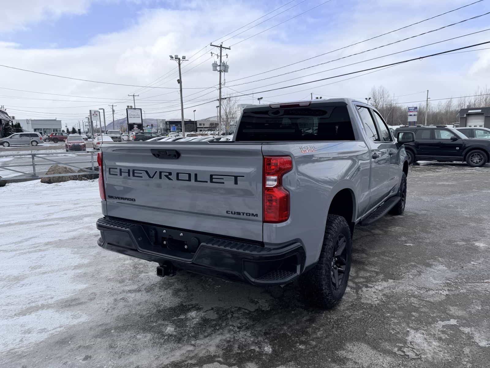 2024 Chevrolet Silverado 1500 Custom Trail Boss - Image 8