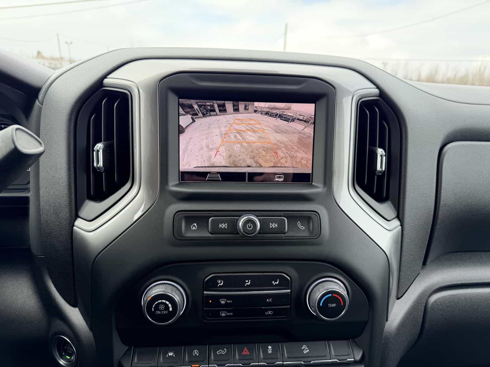 2024 Chevrolet Silverado 1500 Custom Trail Boss - Image 26