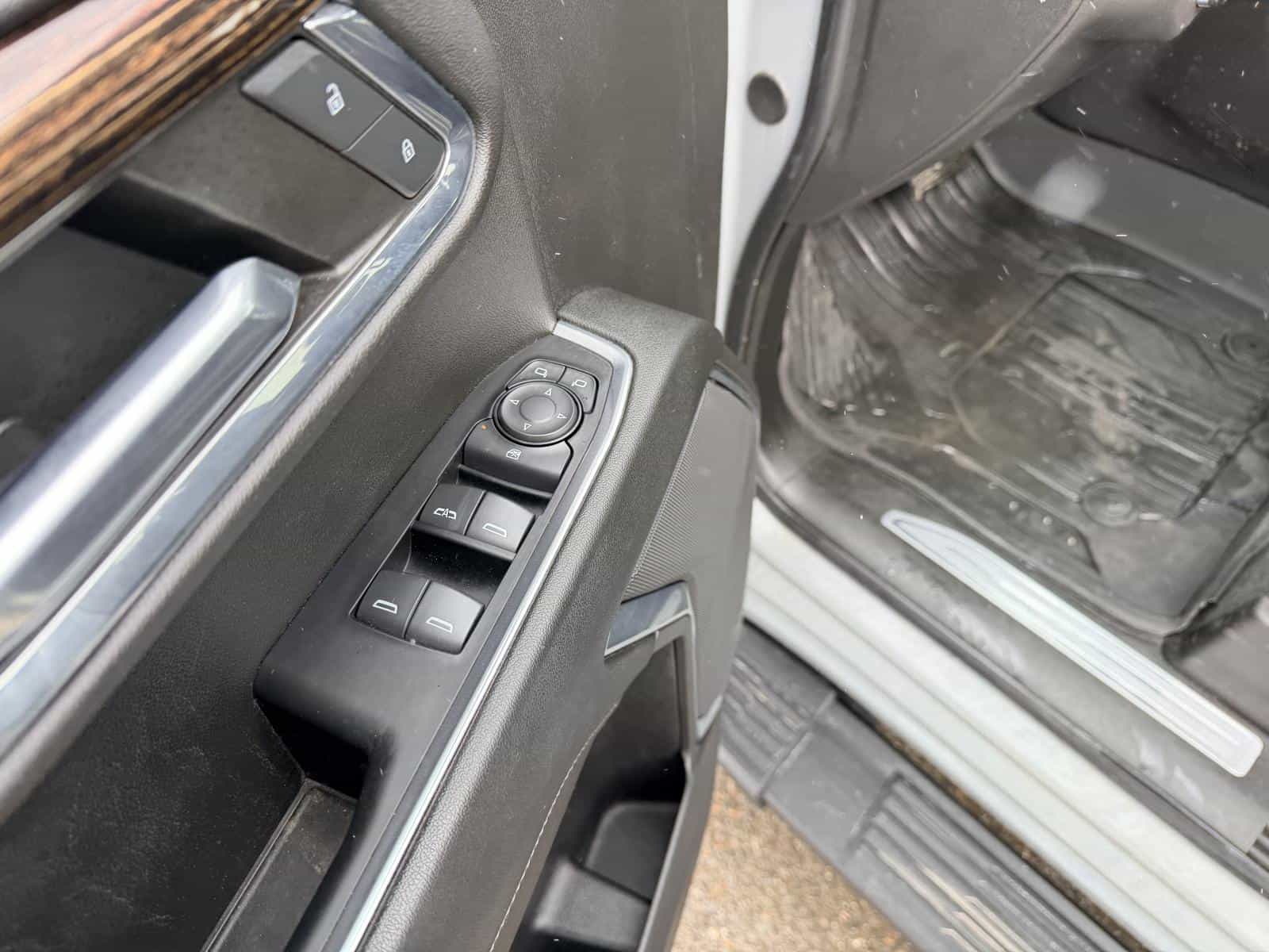 2024 GMC Sierra 1500 Elevation - Image 16