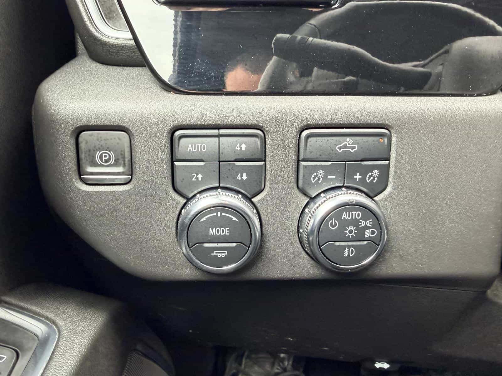 Image 17 GMC Sierra 1500 Elevation 2024