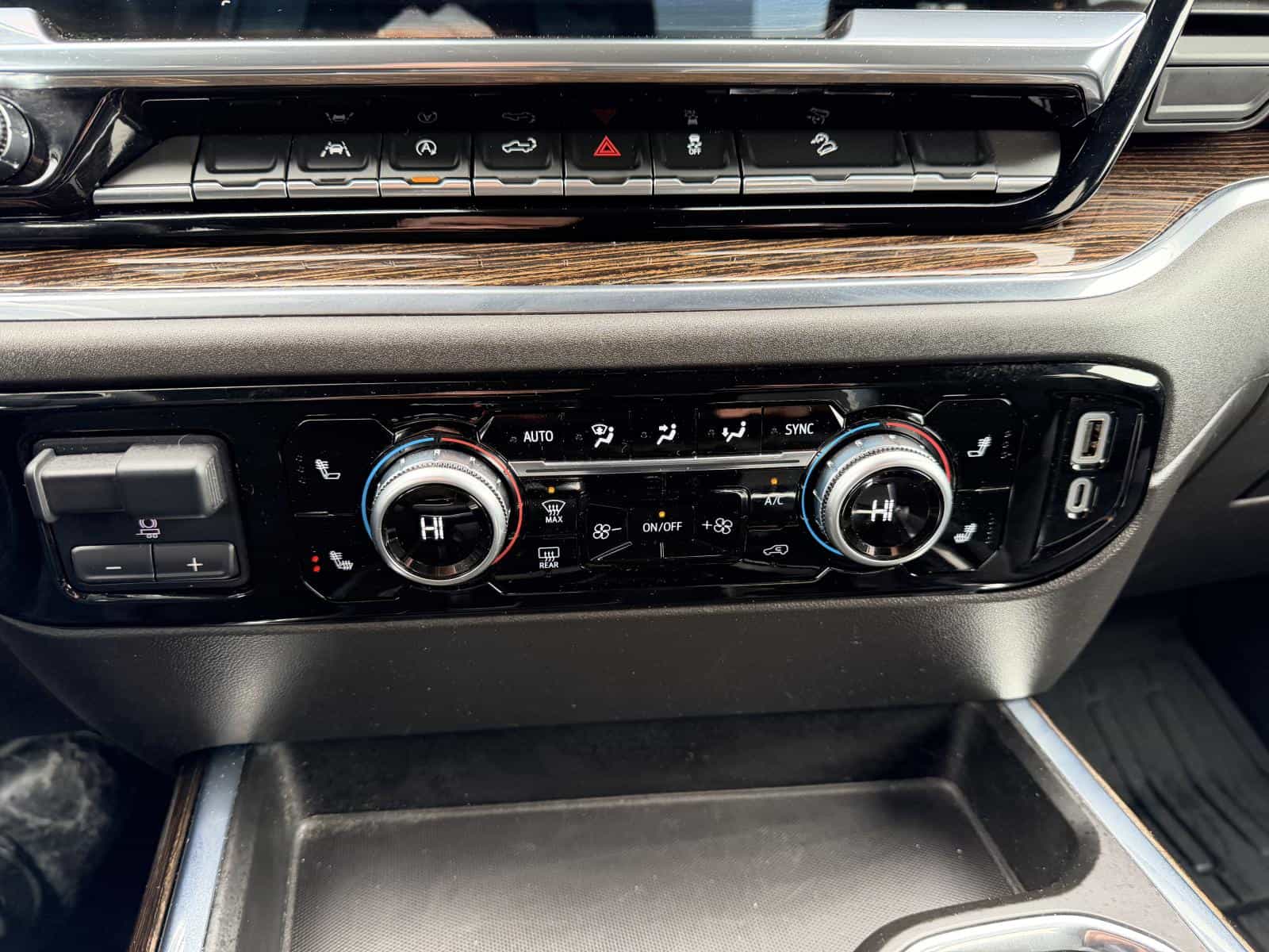 2024 GMC Sierra 1500 Elevation - Image 27