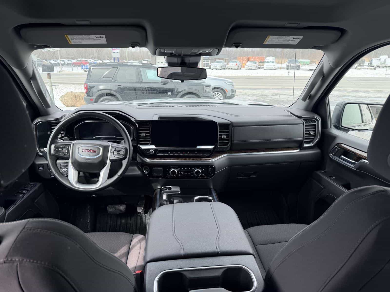 2024 GMC Sierra 1500 Elevation - Image 29