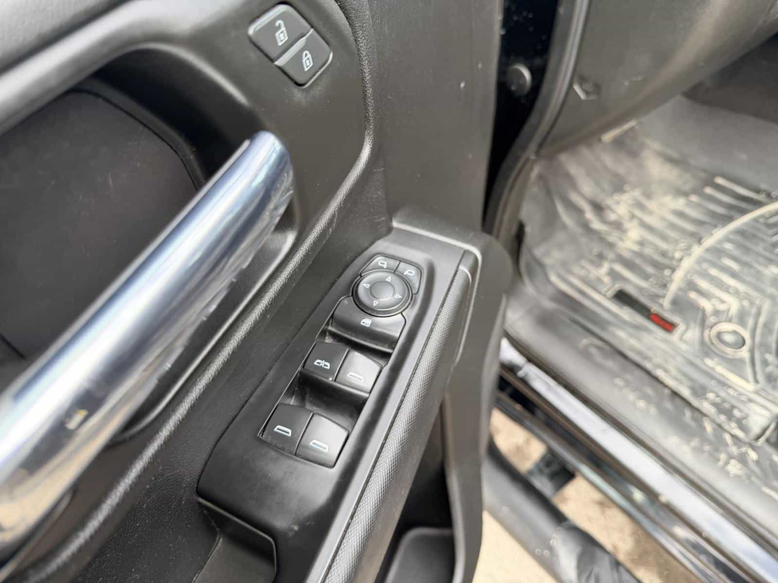 2020 Chevrolet Silverado 1500 Custom Trail Boss - Image 14