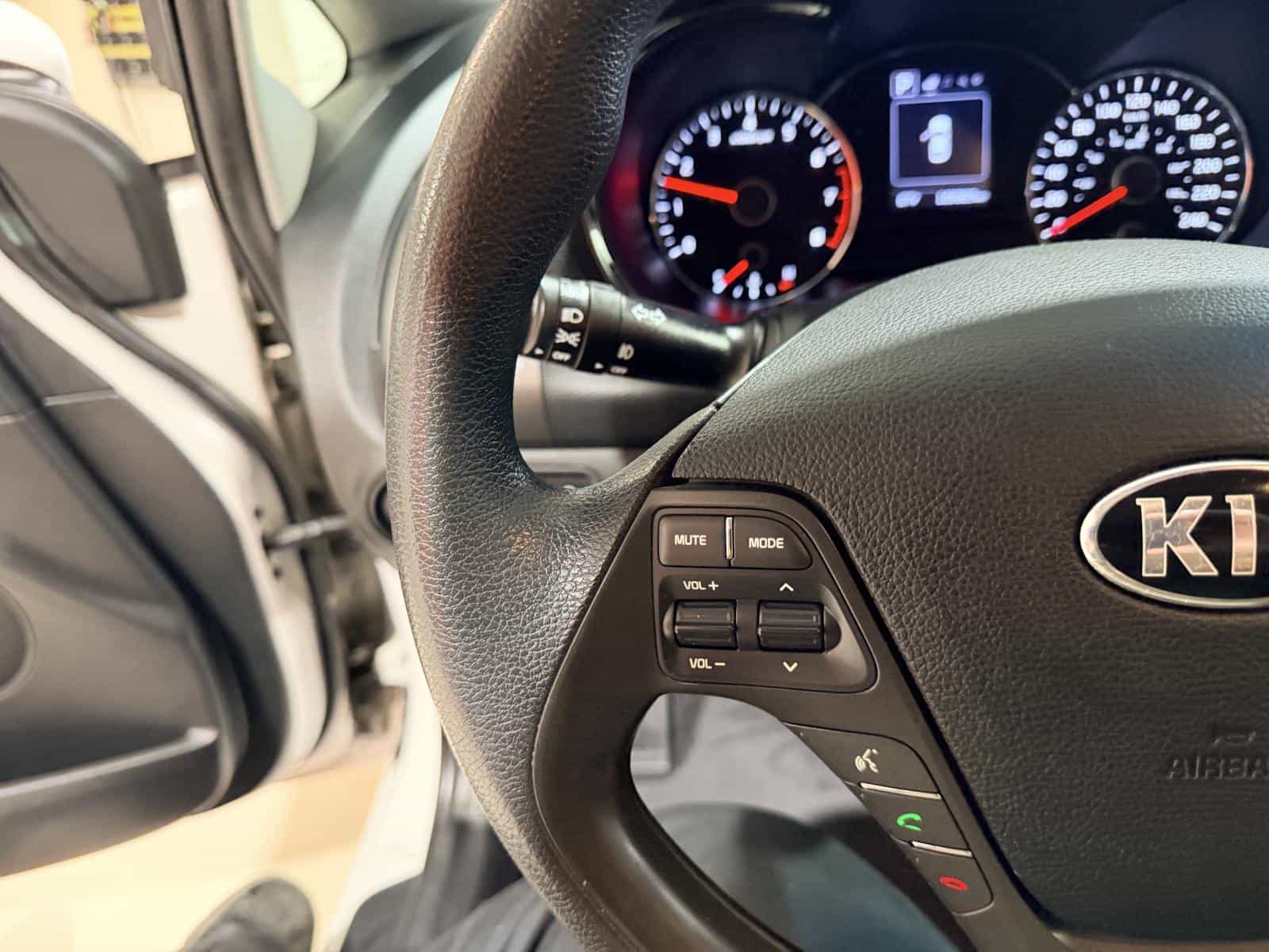 Image 17 Kia Forte LX Plus 2018