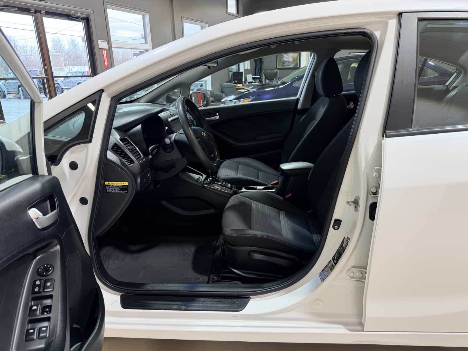 Image 13 Kia Forte LX Plus 2018