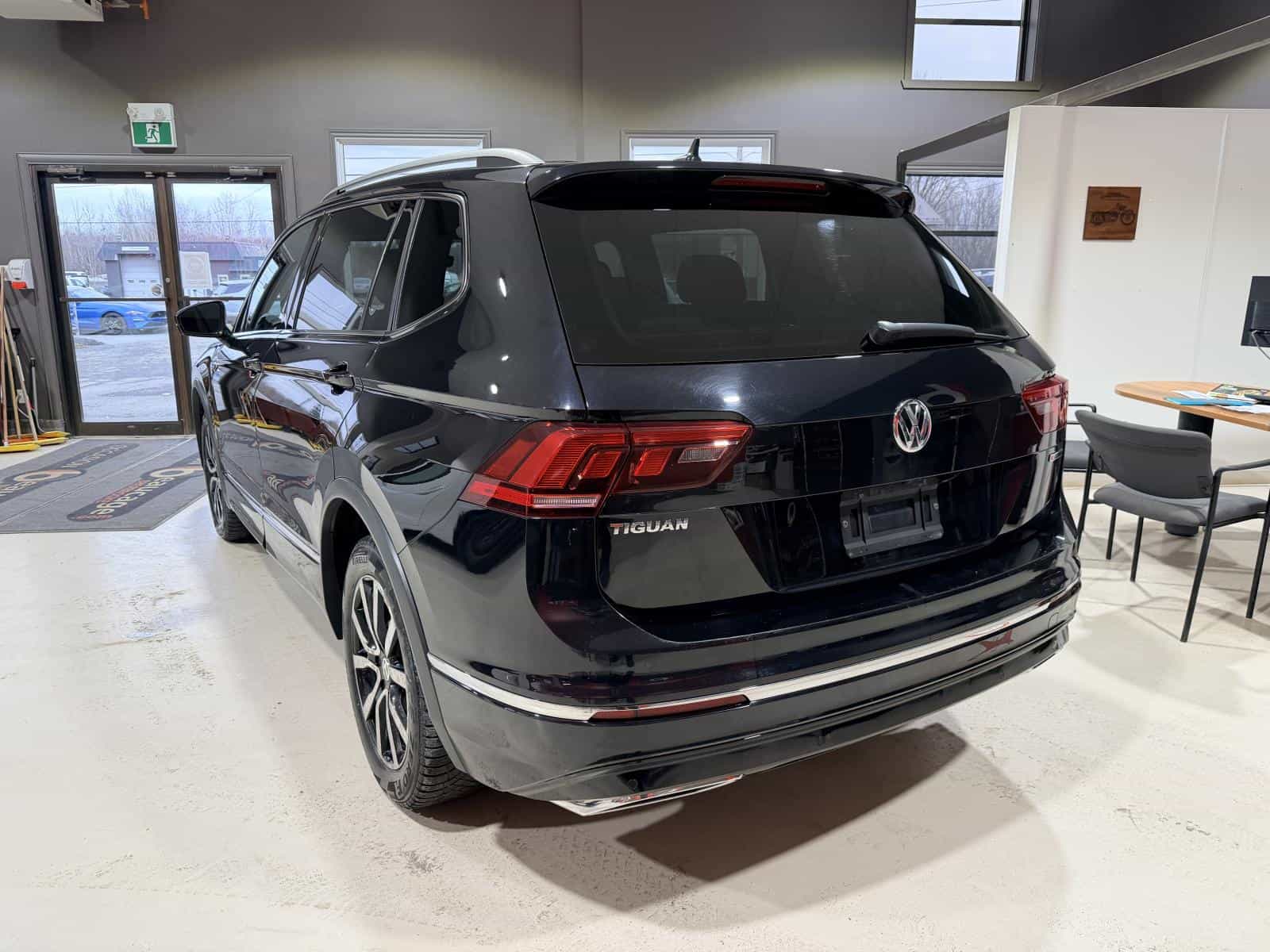 2020 Volkswagen Tiguan Highline - Image 4