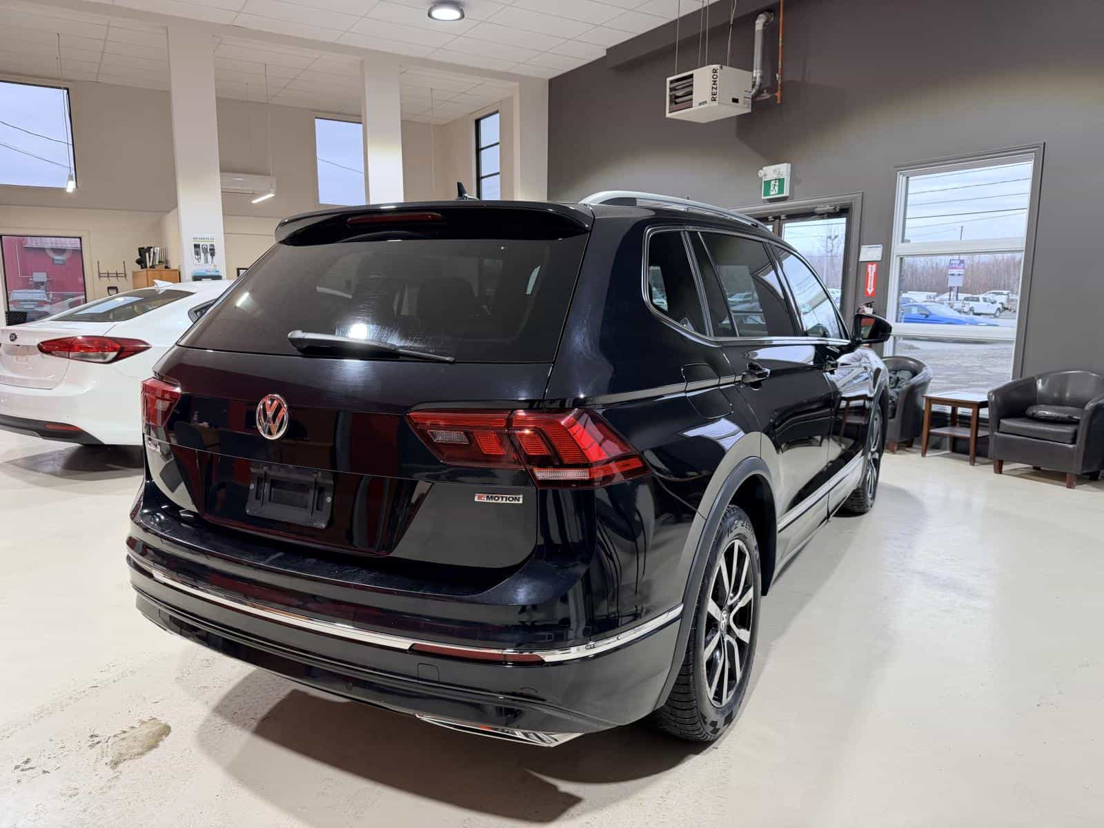 2020 Volkswagen Tiguan Highline - Image 8