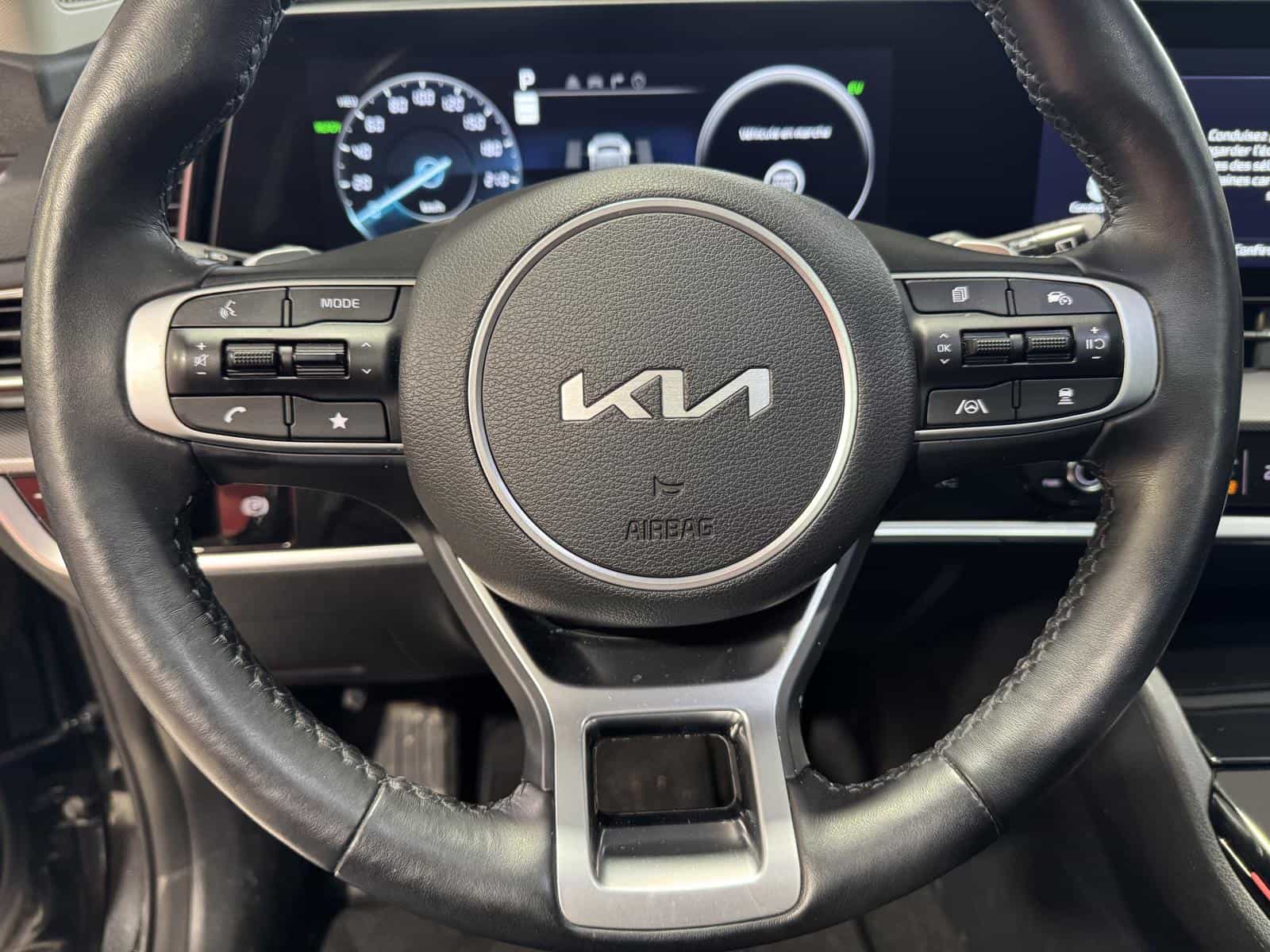 2023 Kia Sportage SX PHEV - Image 17