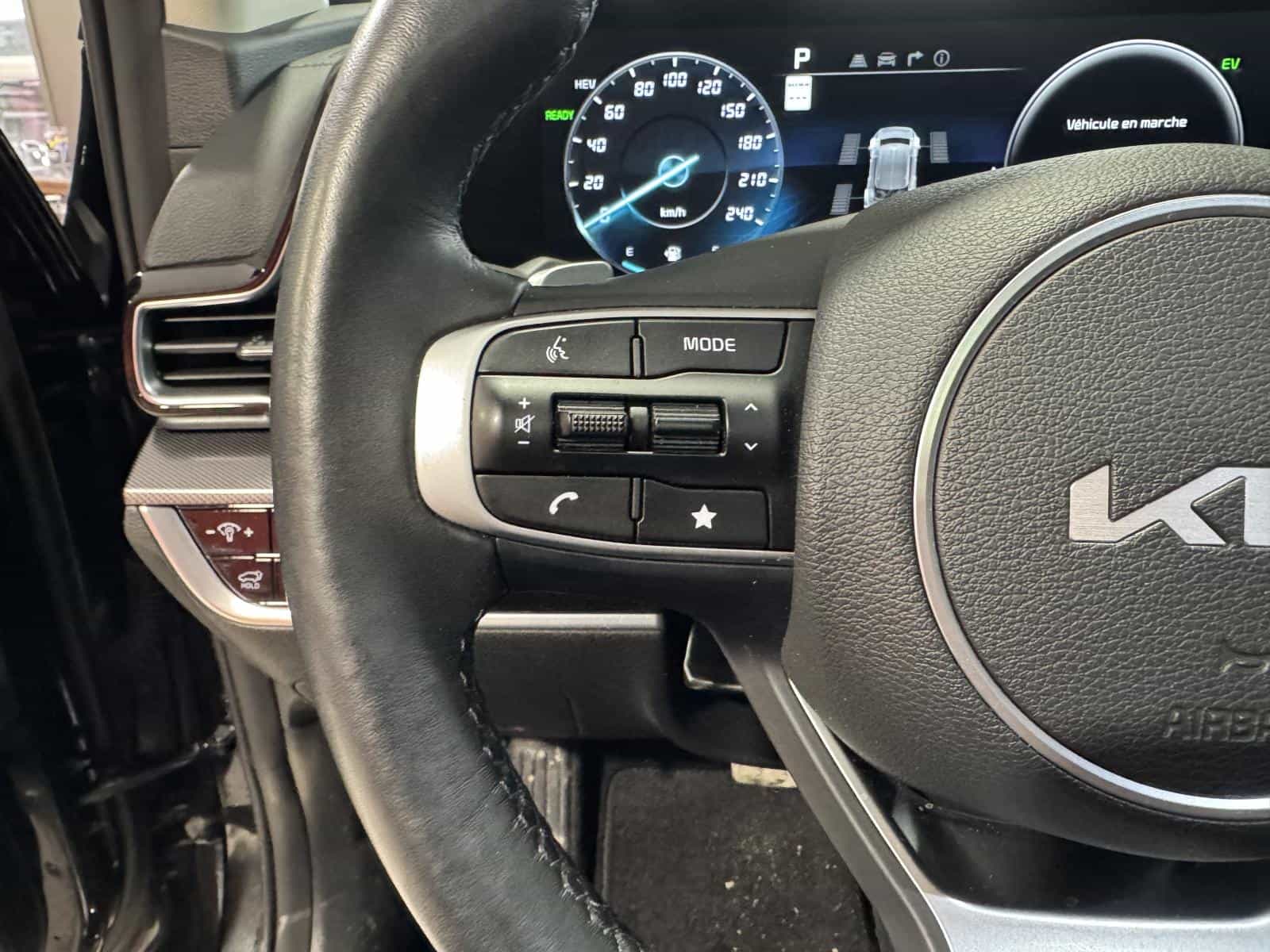 2023 Kia Sportage SX PHEV - Image 18