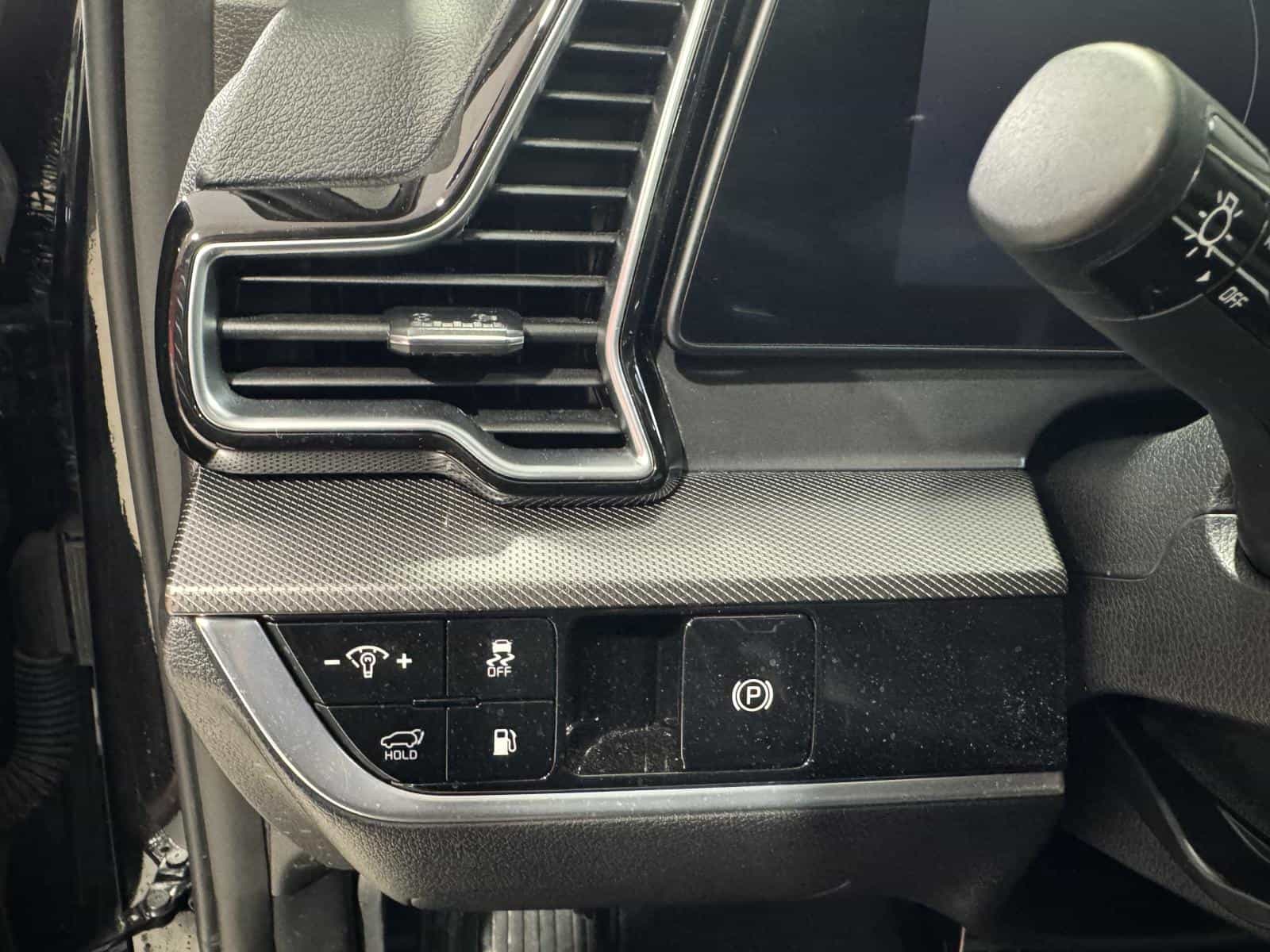 2023 Kia Sportage SX PHEV - Image 16