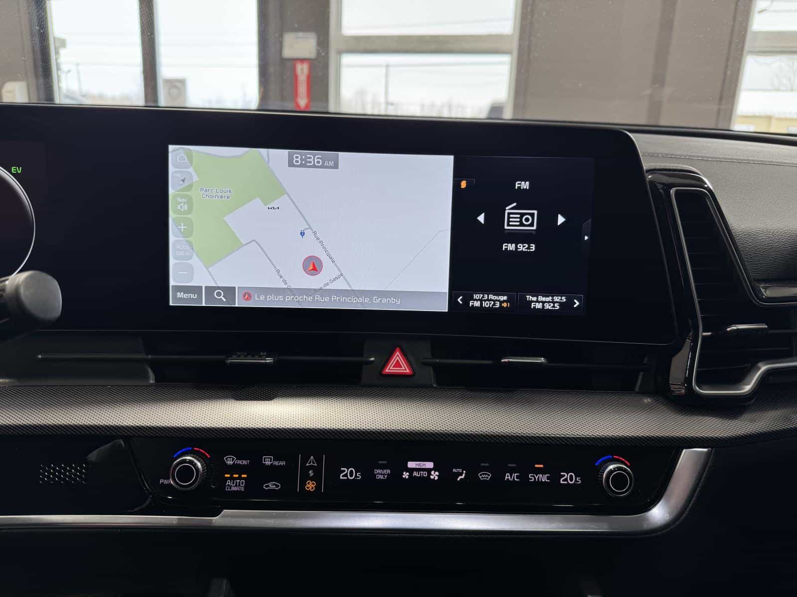 2023 Kia Sportage SX PHEV - Image 22