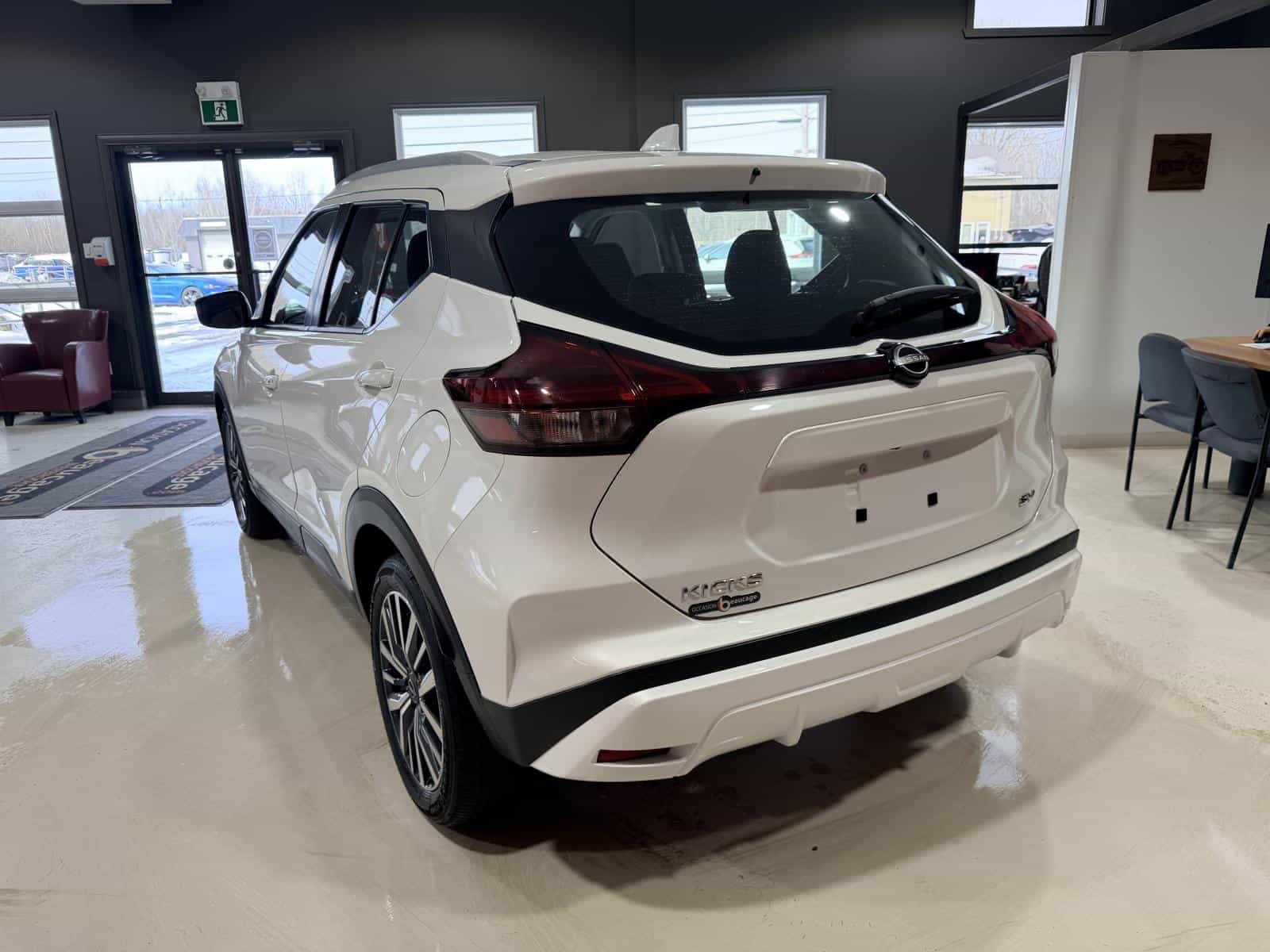 Image 4 Nissan Kicks SV 2024
