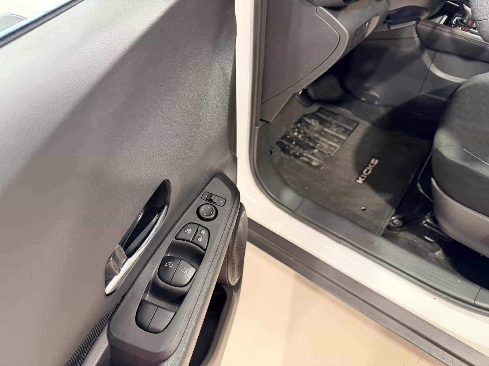 Image 16 Nissan Kicks SV 2024